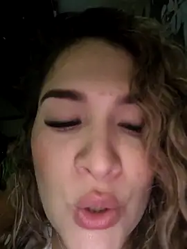 Sara smiiith211 online show from 10-26-25, 02:06