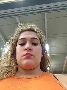 Sara smiiith211 online show from 12-15-25, 10:58