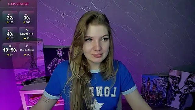 Snapshot of lily_williamss chatting on 05-07-26, 12:05 lily williamss online show from 05-07-26, 12:05