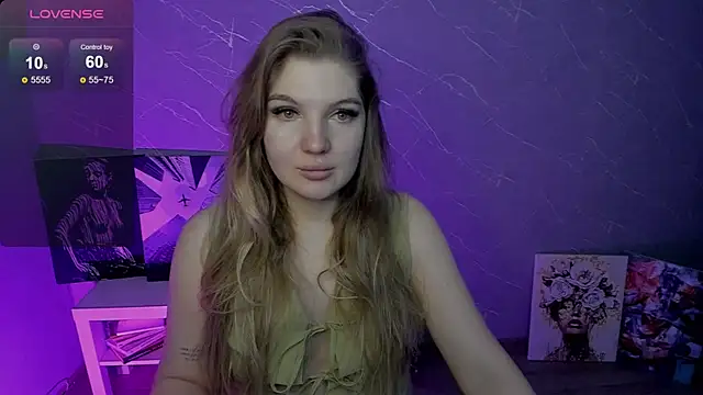 Snapshot of lily_williamss chatting on 05-31-26, 12:08 lily williamss online show from 05-31-26, 12:08