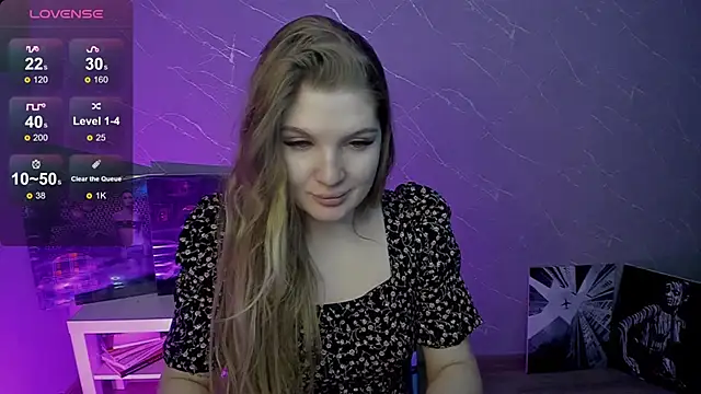 Snapshot of lily_williamss chatting on 06-07-26, 11:41 lily williamss online show from 06-07-26, 11:41