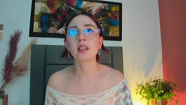 Emilywatsonn online show from 03-14-25, 12:21