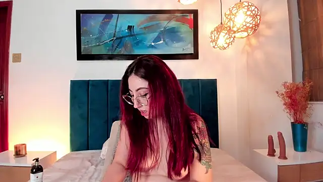 Emilywatsonn online show from 03-23-25, 02:48