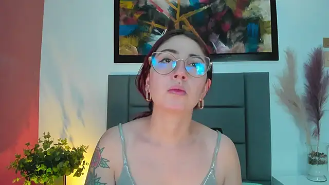 Emilywatsonn online show from 09-14-25, 02:16