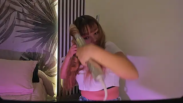 Samaantha-White online show from 02-13-26, 11:28