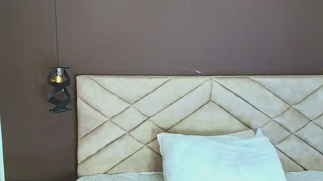 Ambarross online show from 01-22-25, 07:13