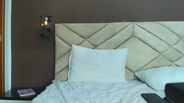 Ambarross online show from 01-23-25, 10:22