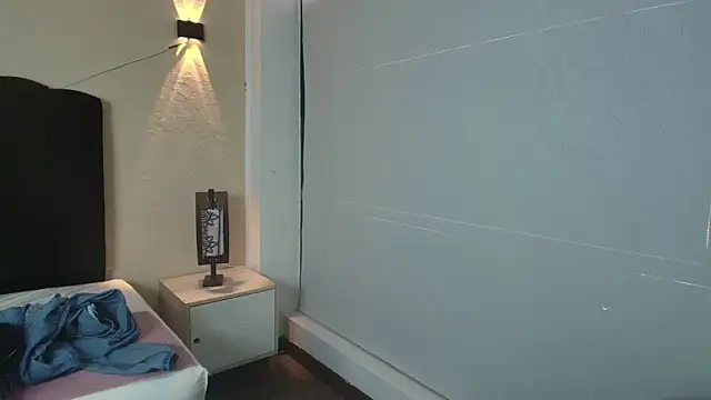 Ambarross online show from 09-18-25, 07:27