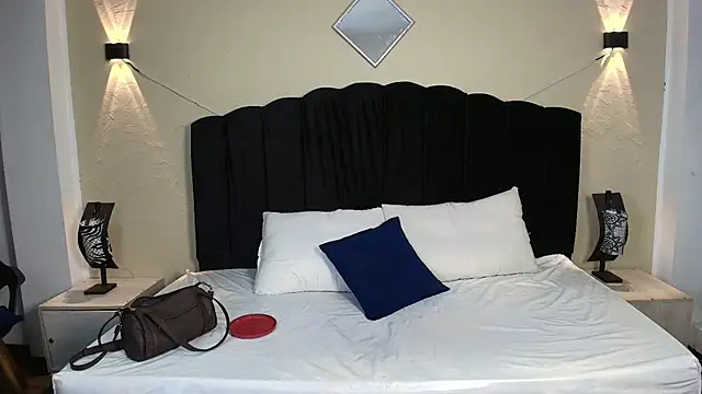 Ambarross online show from 10-14-25, 07:36