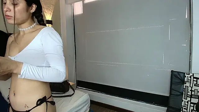 Ambarross online show from 10-18-25, 07:14