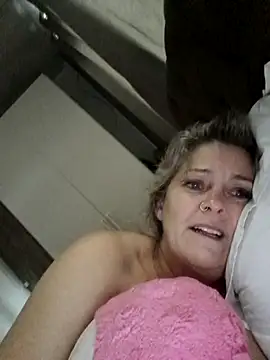 marcialoira online show from 10-22-25, 11:21