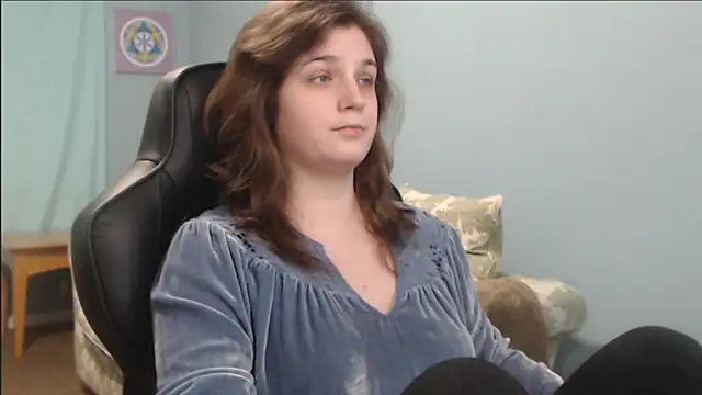 TreeJeanne online show from 01-24-25, 04:06