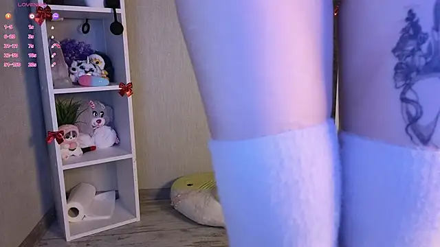 Snapshot of hannah_lourens chatting on 03-22-25, 02:36 hannah lourens online show from 03-22-25, 02:36