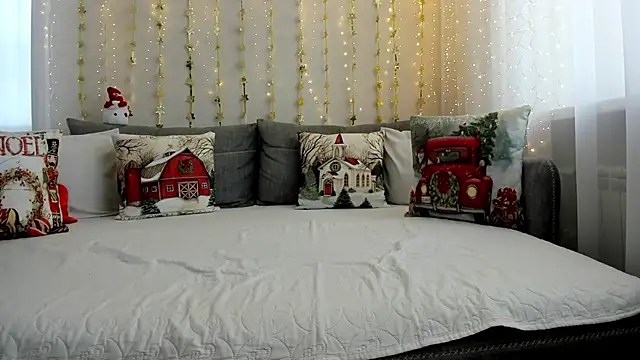 Snapshot of Angel-Rosa chatting on 12-22-24, 06:28 Angel-Rosa online show from 12-22-24, 06:28