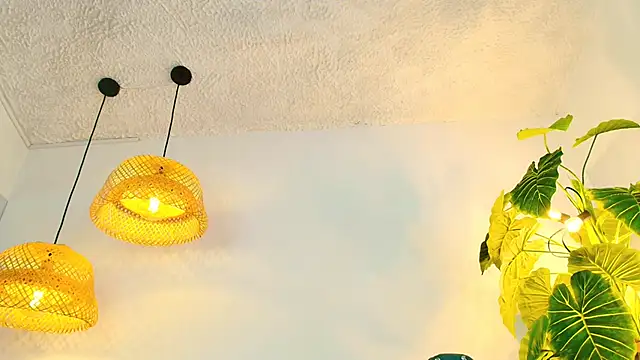 Snapshot of Purplee_Baby chatting on 03-14-25, 11:43 Purplee Baby online show from 03-14-25, 11:43