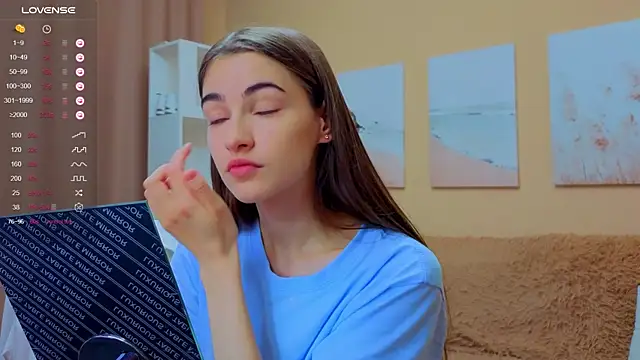 AstoriyaNight online show from 10-18-25, 04:04