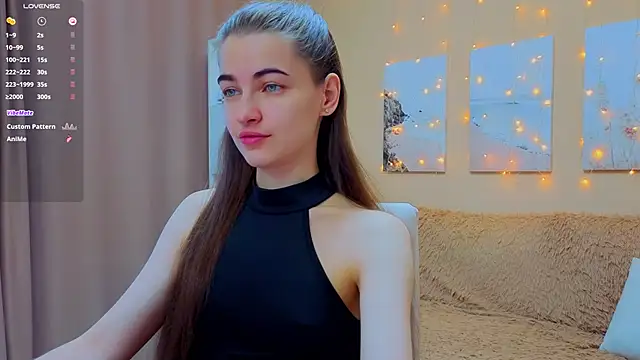 AstoriyaNight online show from 04-18-26, 04:05