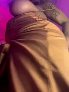 Snapshot of Cherrytowild chatting on 04-03-26, 06:22 Cherrytowild online show from 04-03-26, 06:22