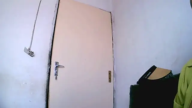 Bustypillows online show from 04-16-26, 01:56