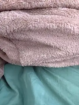 Snapshot of Aaradhya chatting on 12-07-24, 04:09 Aaradhya online show from 12-07-24, 04:09