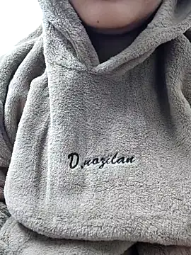 Snapshot of Aaradhya chatting on 12-16-24, 01:53 Aaradhya online show from 12-16-24, 01:53