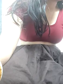 Snapshot of Aaradhya chatting on 03-14-25, 04:21 Aaradhya online show from 03-14-25, 04:21