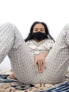 Aaradhya online show from 04-21-26, 02:51