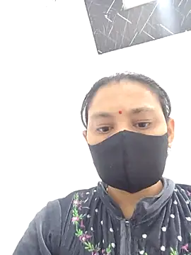 Snapshot of Aaradhya chatting on 05-13-26, 01:03 Aaradhya online show from 05-13-26, 01:03