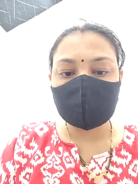 Snapshot of Aaradhya chatting on 06-06-26, 01:00 Aaradhya online show from 06-06-26, 01:00