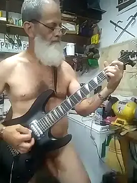 Snapshot of Danialanon chatting on 09-27-25, 02:05 Danialanon online show from 09-27-25, 02:05