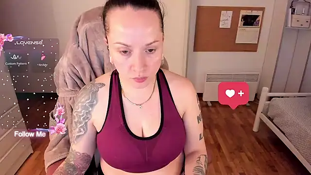 Snapshot of Domina_Deivis chatting on 01-13-26, 01:49 Domina Deivis online show from 01-13-26, 01:49