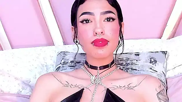 Snapshot of Eva_Benely chatting on 01-22-25, 07:35 Eva Benely online show from 01-22-25, 07:35