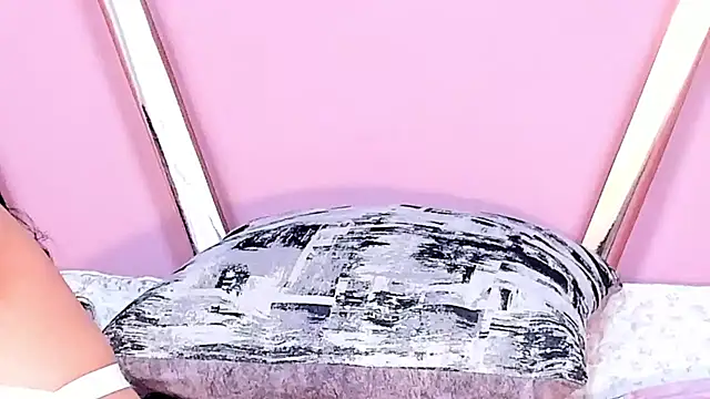 Snapshot of Eva_Benely chatting on 01-26-25, 06:59 Eva Benely online show from 01-26-25, 06:59