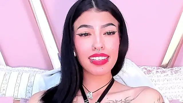 Snapshot of Eva_Benely chatting on 01-30-25, 11:11 Eva Benely online show from 01-30-25, 11:11