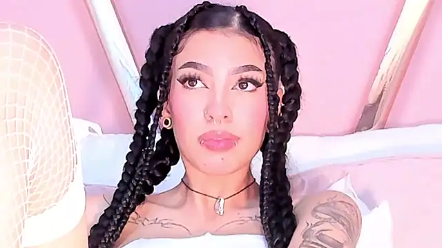 Snapshot of Eva_Benely chatting on 03-11-25, 08:52 Eva Benely online show from 03-11-25, 08:52