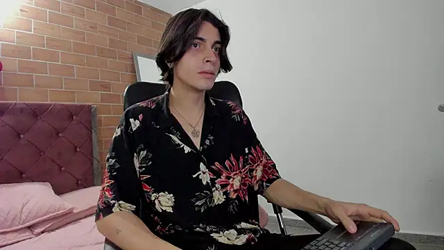 MIKE HUNTER7 online show from 01-22-25, 12:17