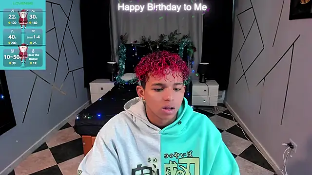 Snapshot of Noah_Smith04 chatting on 12-18-24, 11:34 Noah Smith04 online show from 12-18-24, 11:34