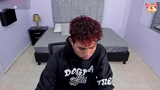 Snapshot of Noah_Smith04 chatting on 01-05-25, 11:59 Noah Smith04 online show from 01-05-25, 11:59