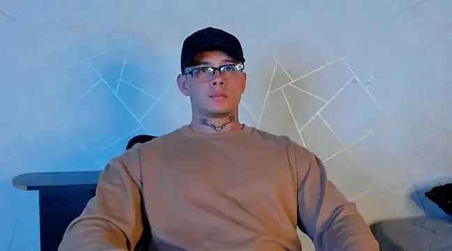 NoahhBrown online show from 01-26-25, 03:38