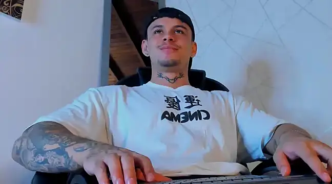 NoahhBrown online show from 03-13-25, 03:22