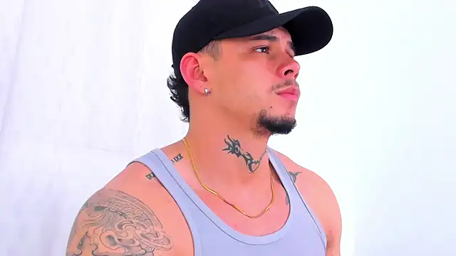 NoahhBrown online show from 10-29-25, 03:42