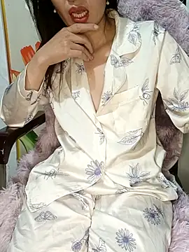 Blythe 69 online show from 03-19-25, 06:35