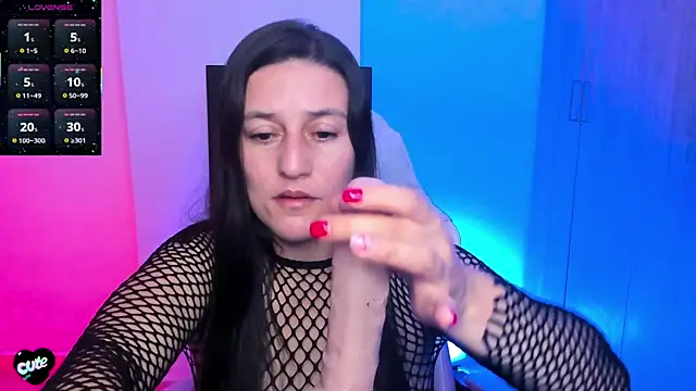 Saskyaa online show from 03-21-25, 01:45