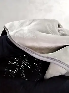 Snapshot of nayakaA7 chatting on 02-08-25, 10:29 nayakaA7 online show from 02-08-25, 10:29