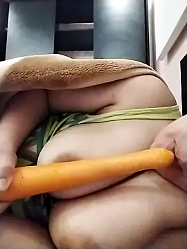 Snapshot of nayakaA7 chatting on 02-21-25, 04:16 nayakaA7 online show from 02-21-25, 04:16