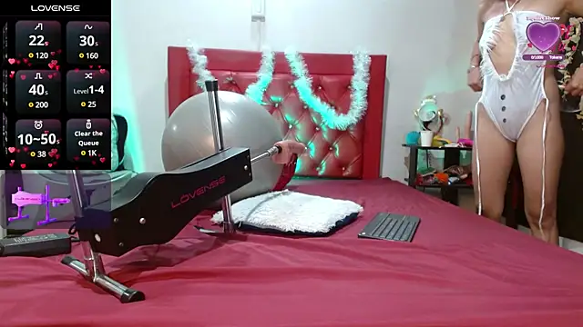 cleopatraa online show from 12-14-24, 07:25