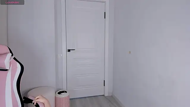 hee young11 online show from 12-01-25, 12:32