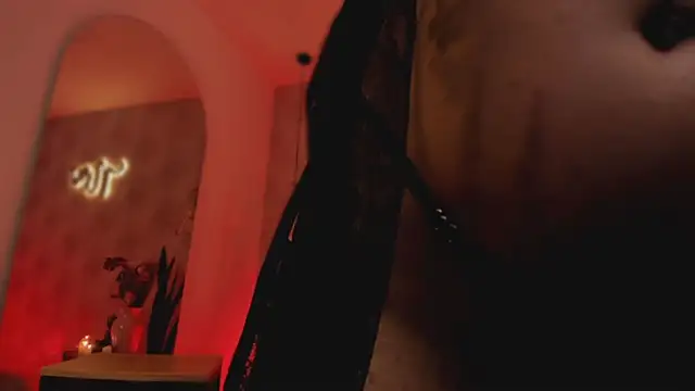 Nicolemorelli2 online show from 01-16-26, 01:37