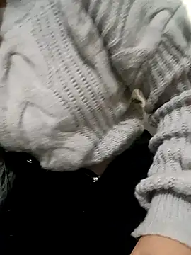 Snapshot of sweet_jia23 chatting on 11-18-25, 06:07 sweet jia23 online show from 11-18-25, 06:07