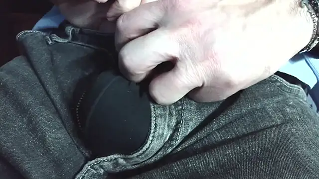 smoothandtiny online show from 05-31-26, 06:09